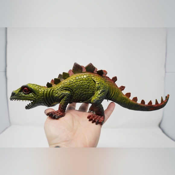 Vintage 1970 Dor Mei Chinsaur Dinosaur Dino Stegosaurus Lizard Monster Hong Kong - Picture 2 of 7